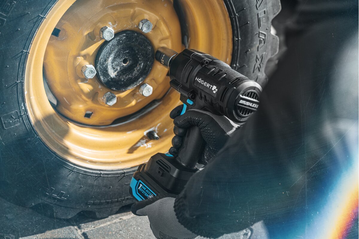 Hogert CORDLESS BRUSHLESS IMPACT WRENCH 1000 Nm 18V