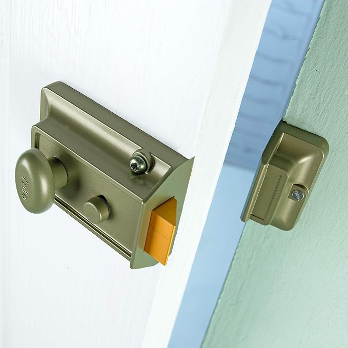 Yale Night Latch P-77