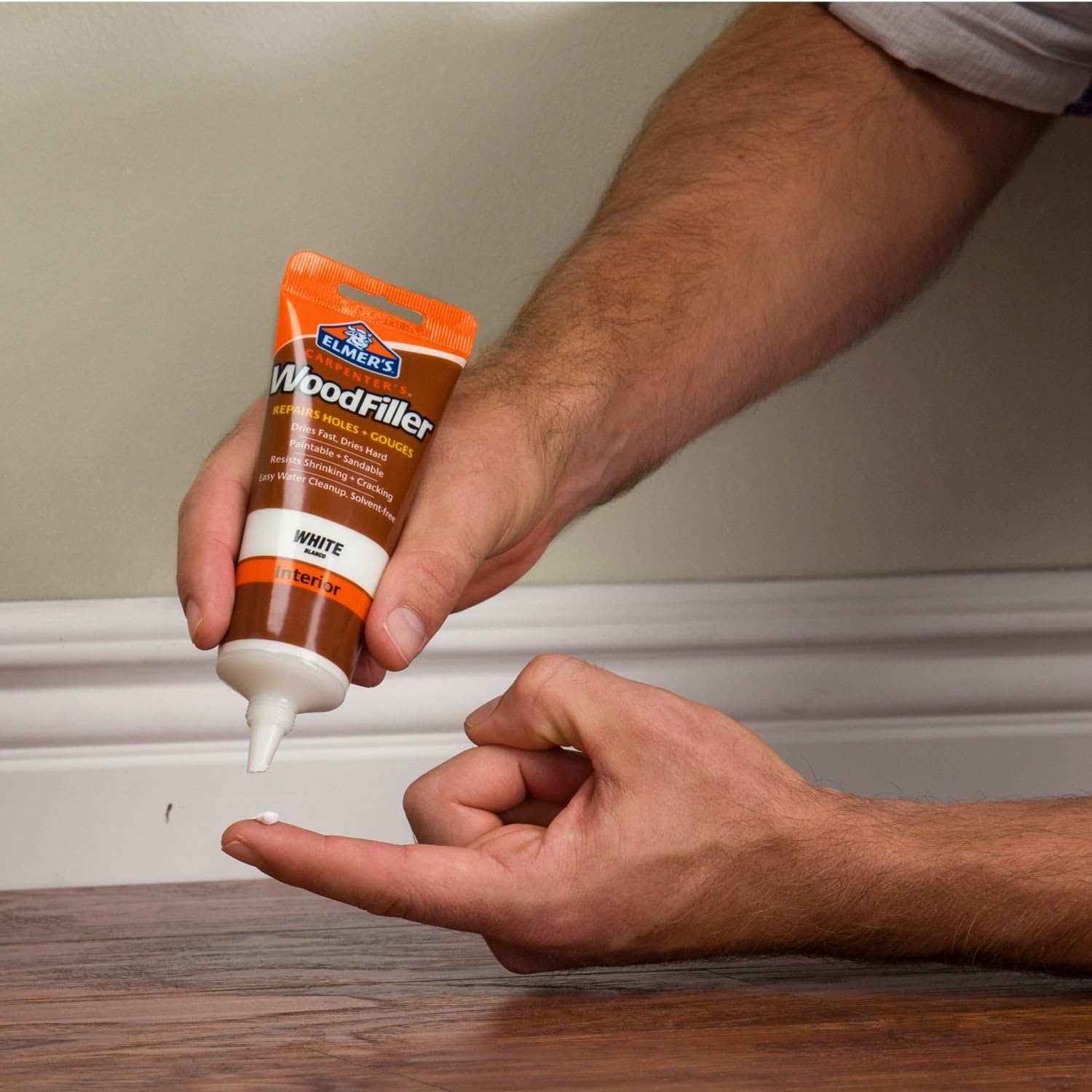 حشو خشب النجار E855 من Elmer's، أنبوب 3.25 أونصة، أبيض 