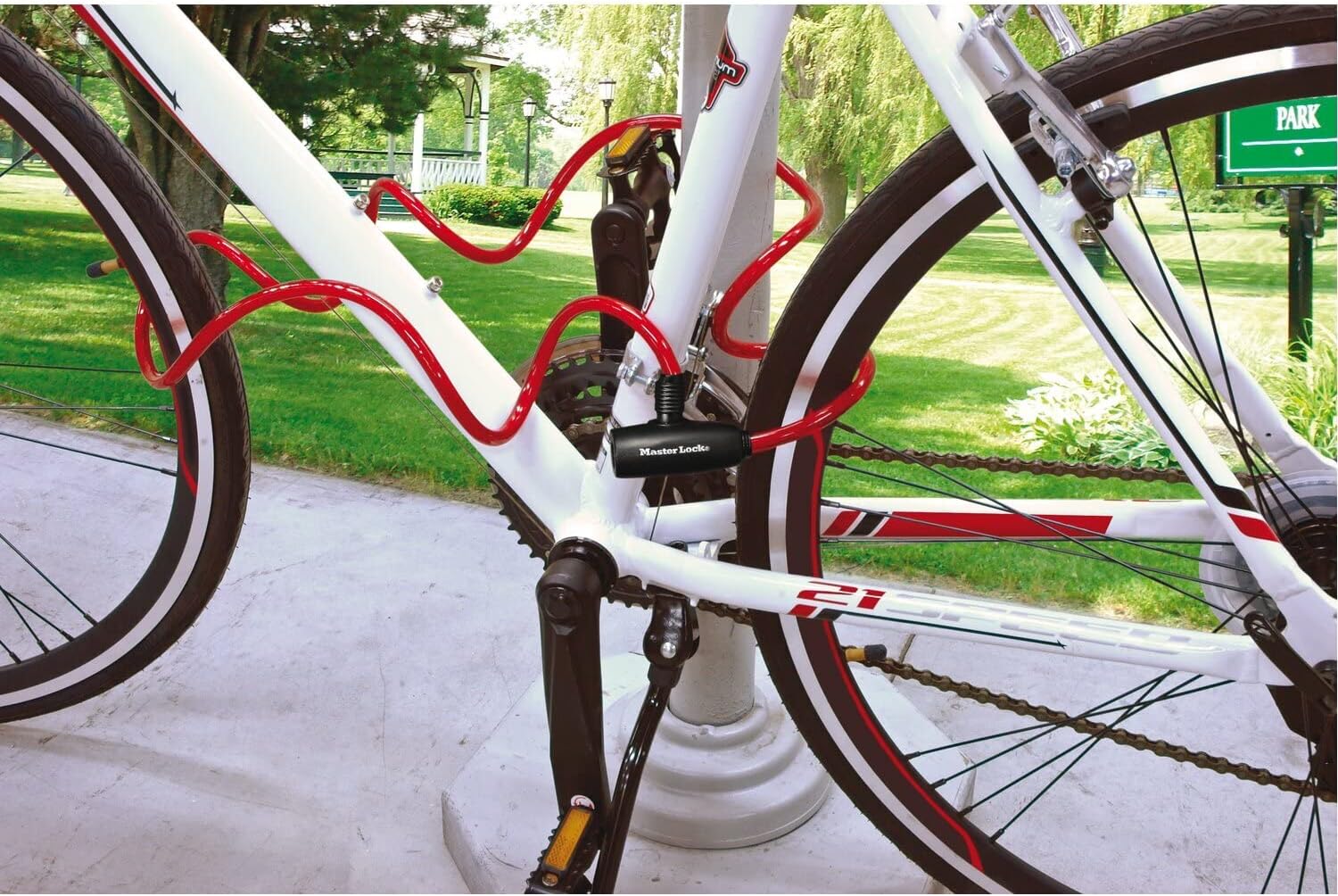 MASTER LOCK Bike Lock Cable [Key] [1.8 m Coiling Cable] [Outdoor] [Set of 3] [Blue, Red and Transparent] 8127EURTRI - Ideal for Bike, Skateboards, Strollers, Lawnmowers and Other Outdoor Equipment