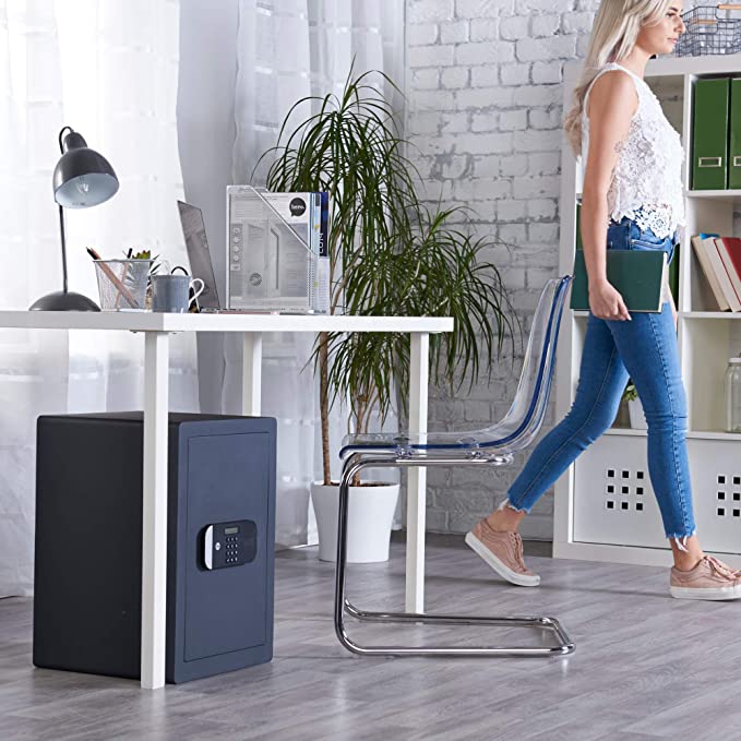 خزنة ييل الآلية ذات الأمان الأقصى (احترافية) YSEM-520-EG1 (أسود/أبيض) 36×52 سم 