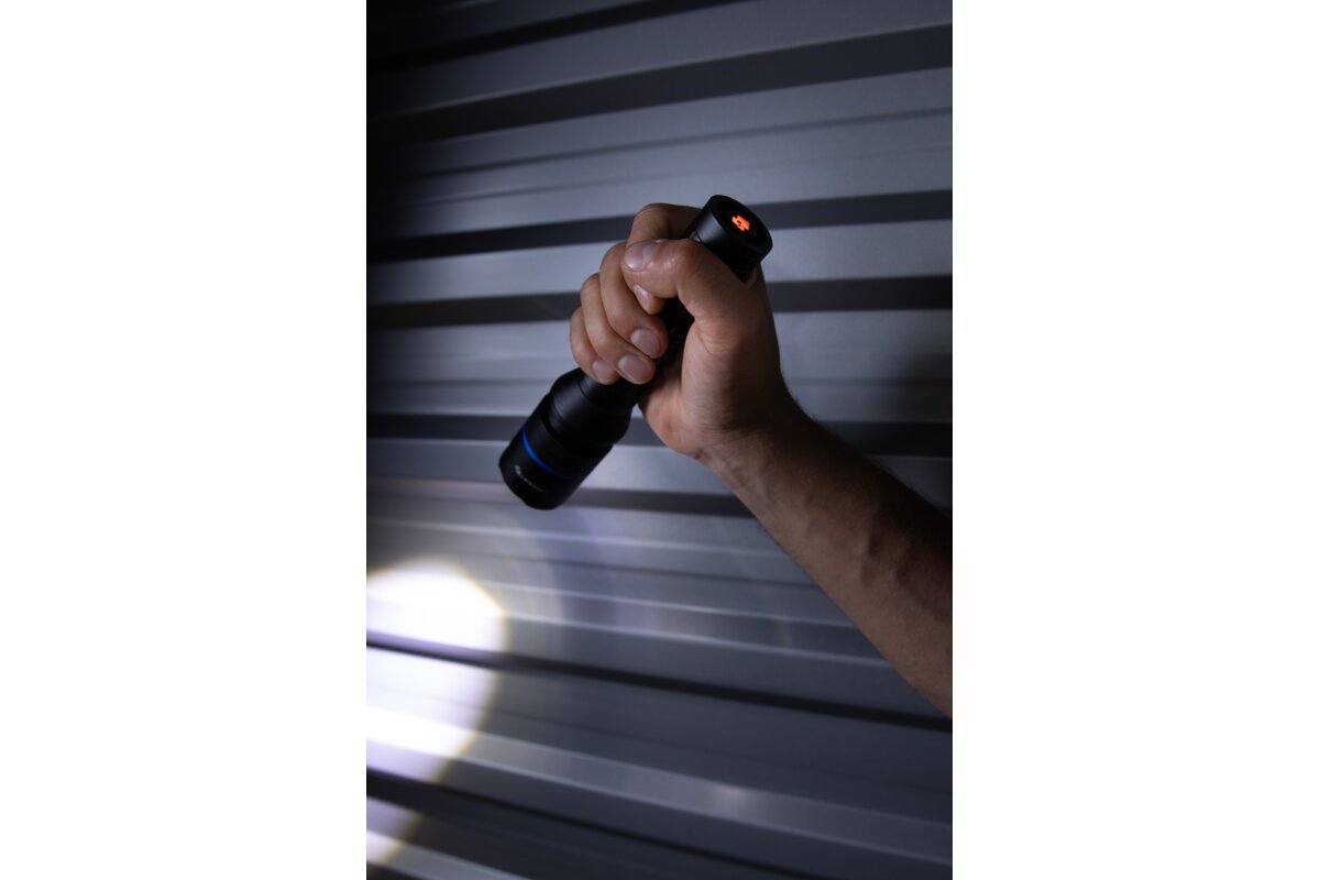 Hogert Flashlight 500 lm