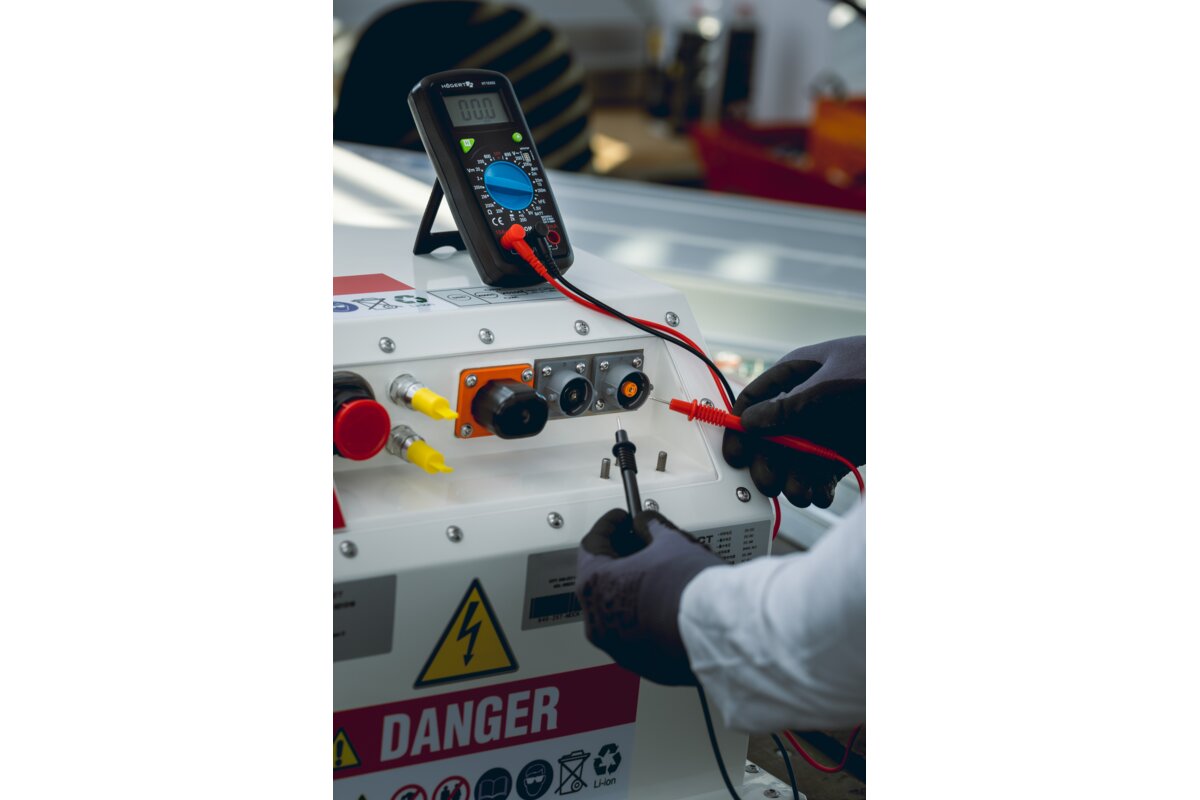 Hogert Digital universal multimeter