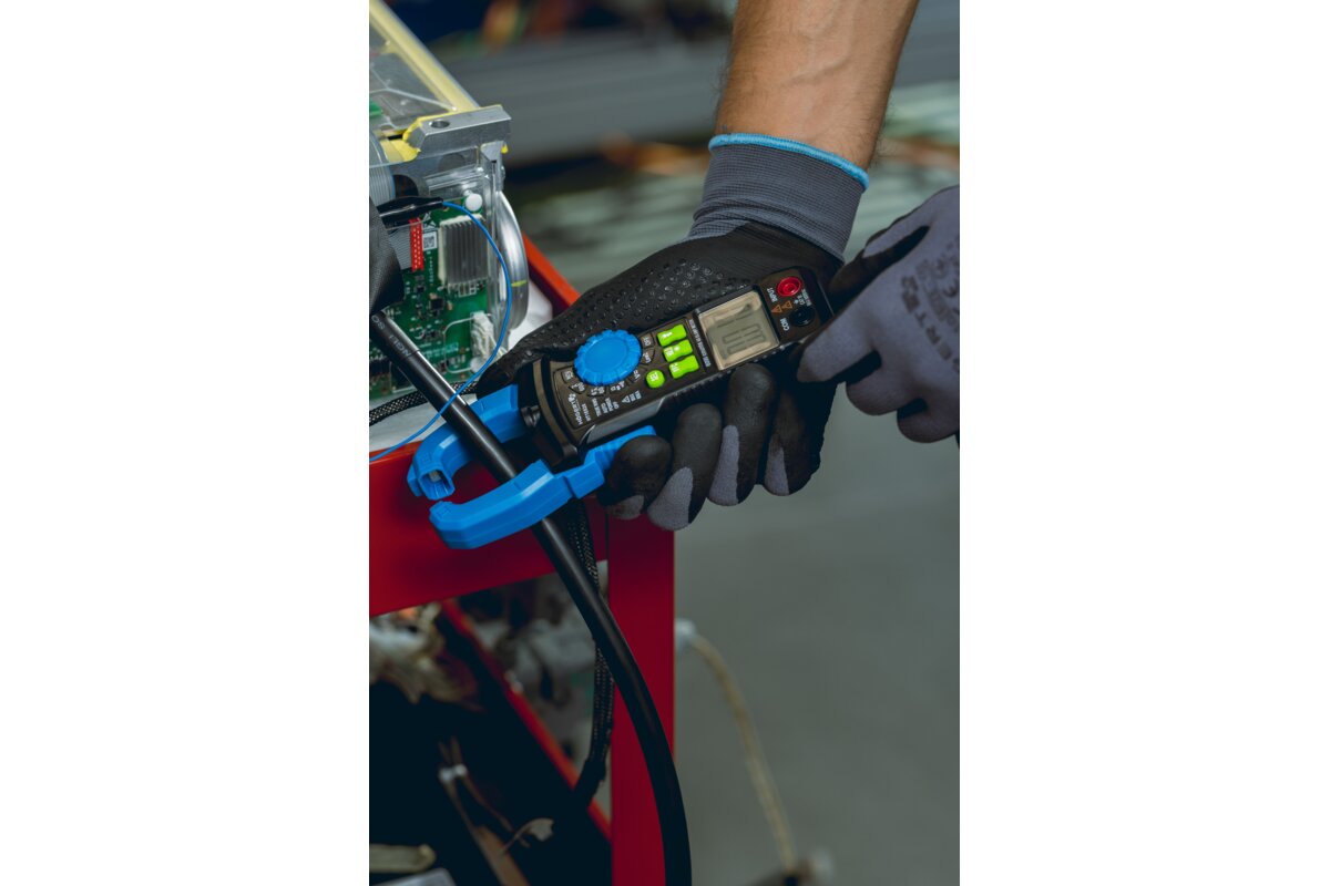 Universal clamp gauge