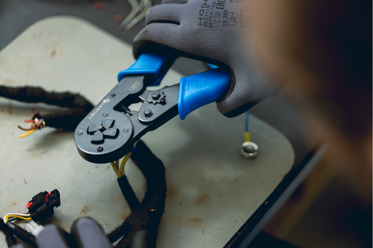 Hogert Crimping plier