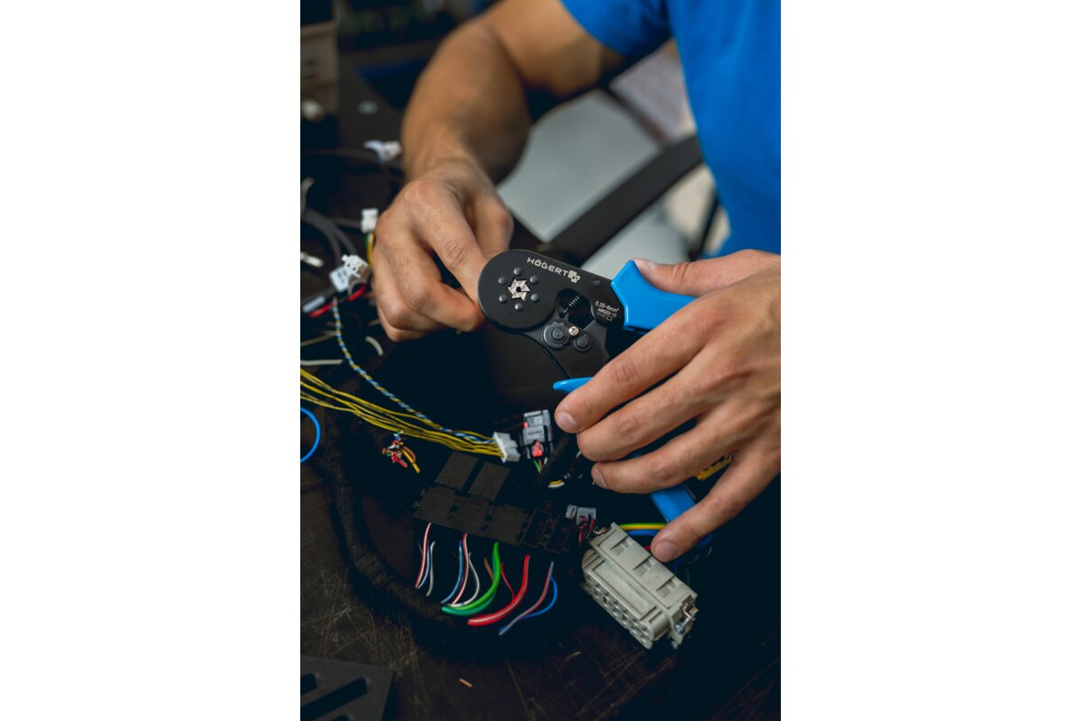 Hogert Crimping pliers for thin-walled ferrules
