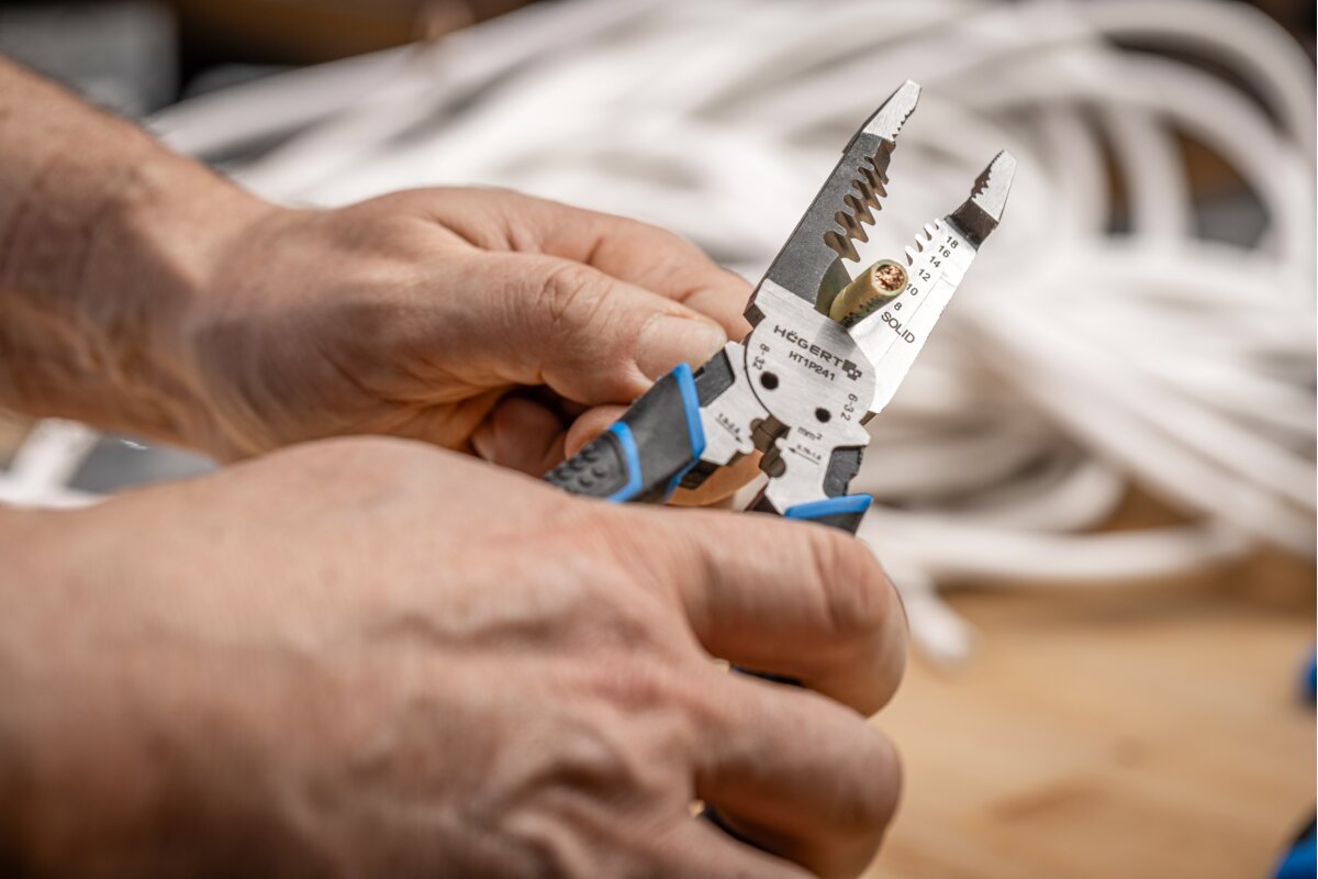 Hogert Hybrid Pliers Extended