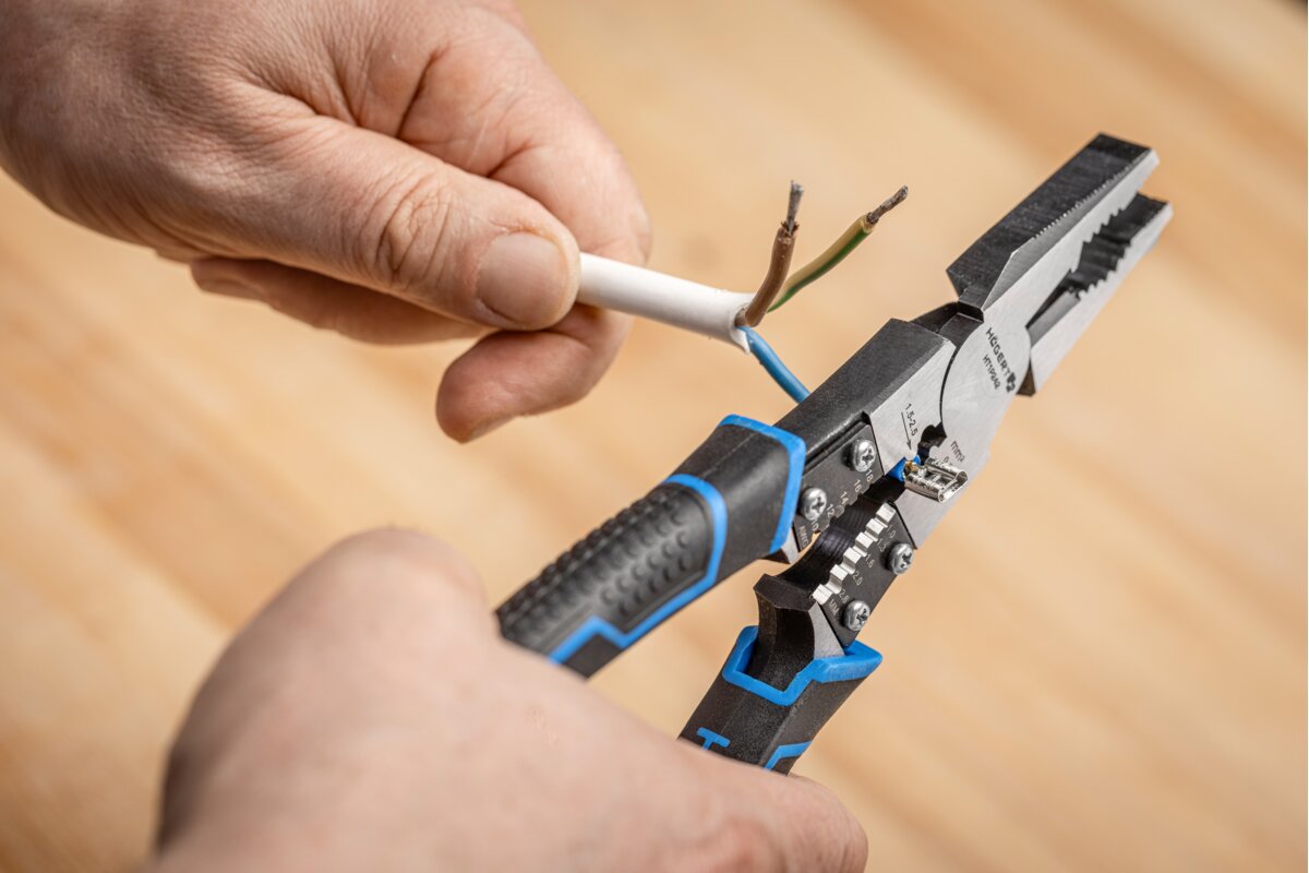 Hogert Multifunctional combination pliers
