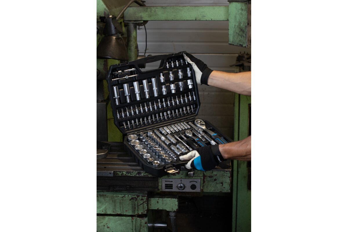 Tool set 112 pcs, CrV steel, ratchet handle 72 T ��