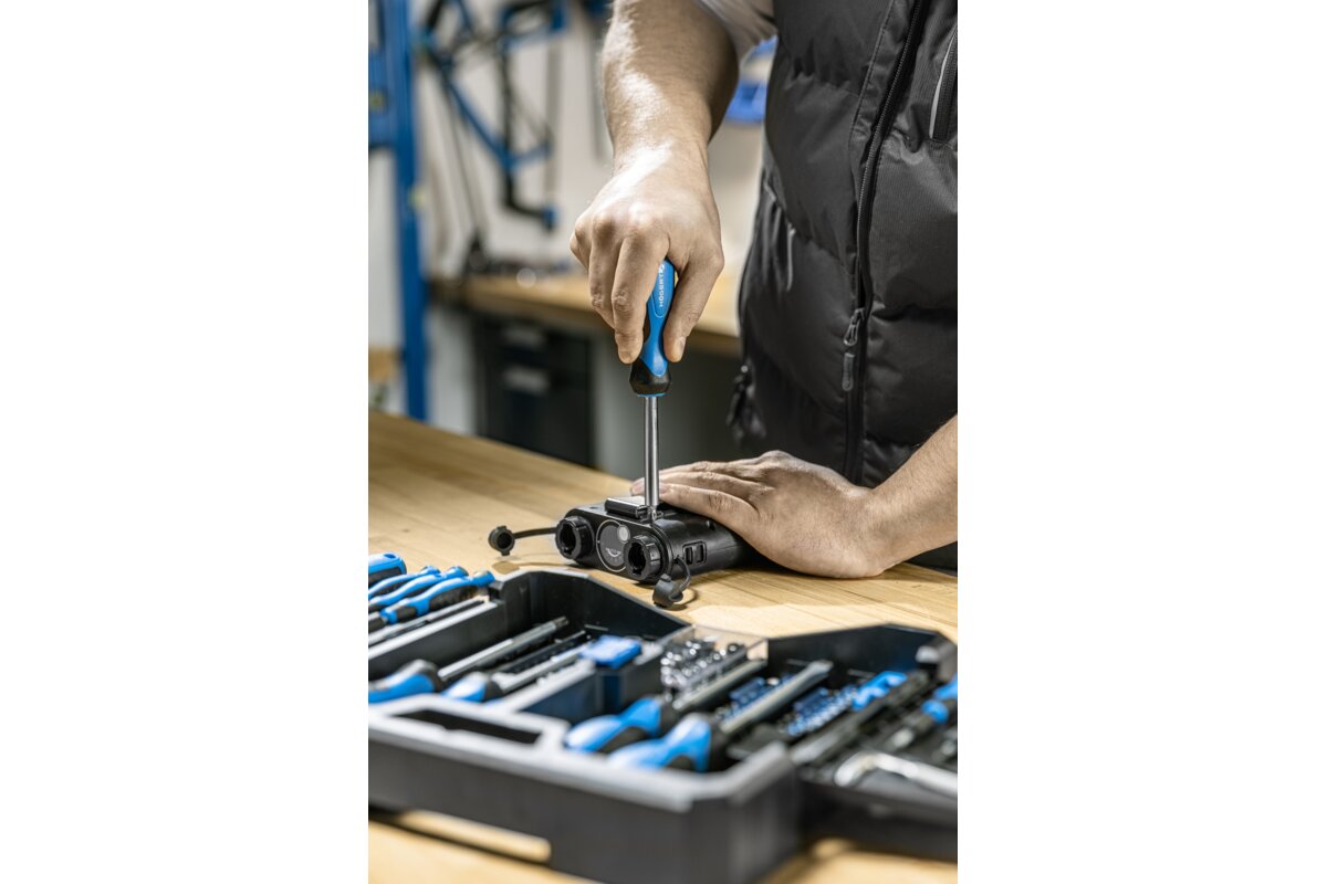 Screwdrivers set 63 pcs