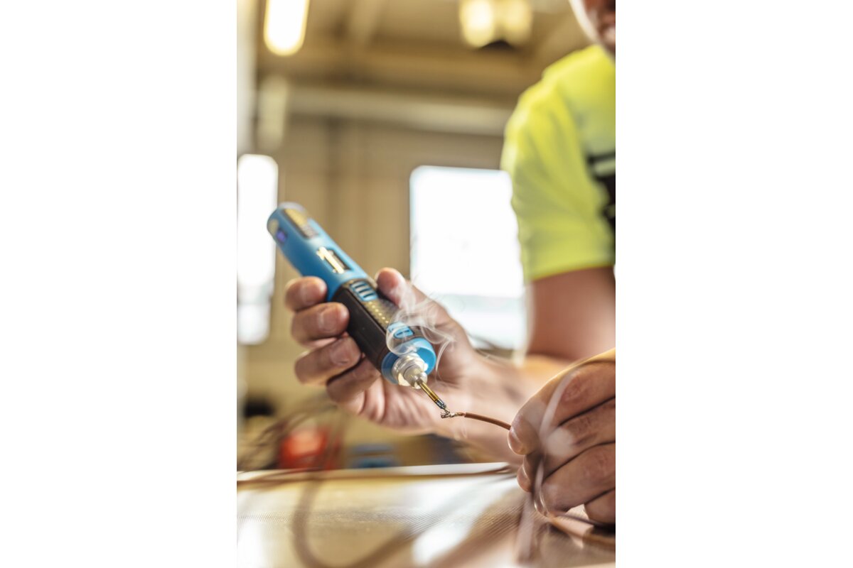 Hogert Battery soldering iron 4V