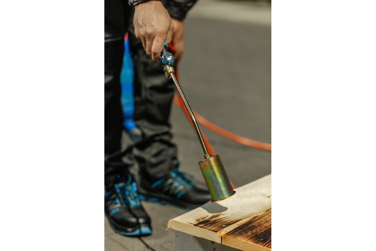 Roofing set, single-nozzle, short