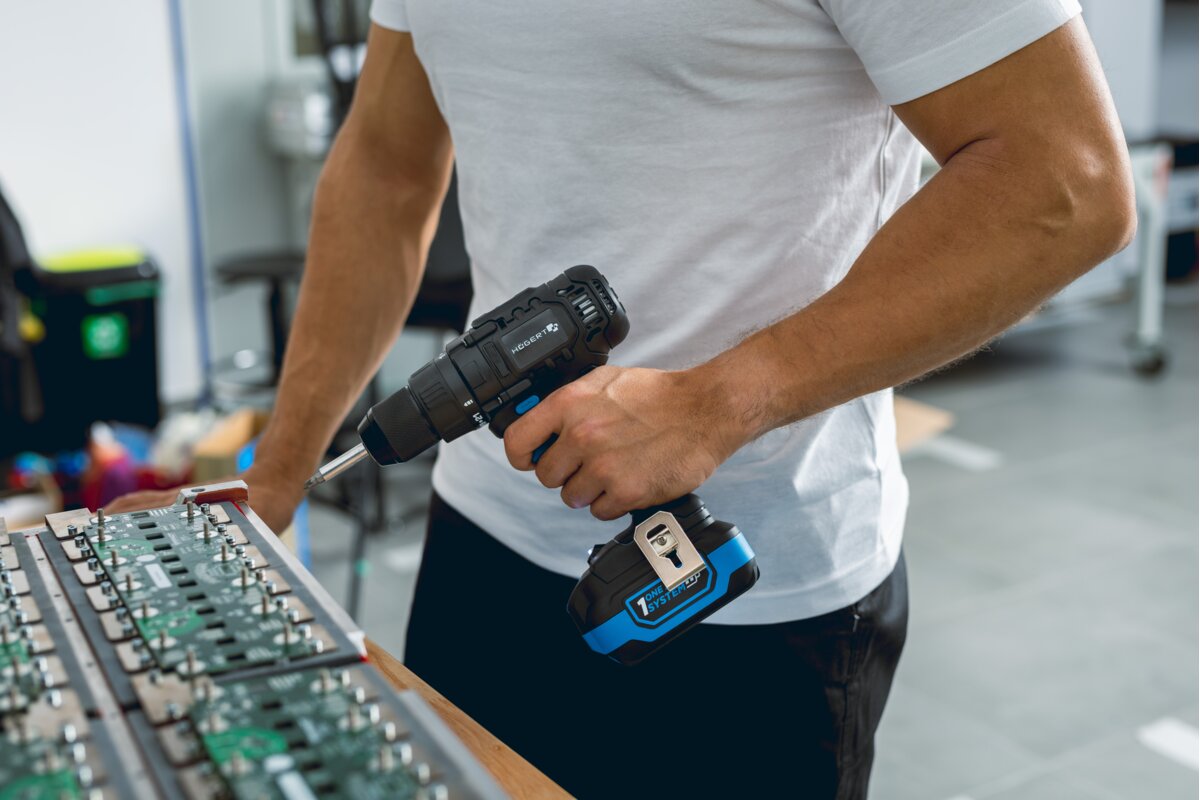 Hogert Cordless Drill Driver 18V