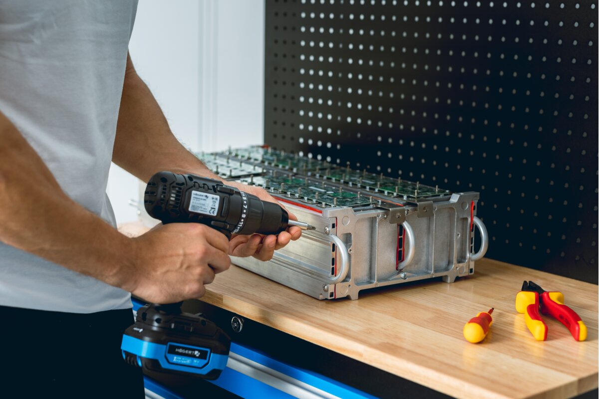 Hogert Cordless Drill Driver 18V
