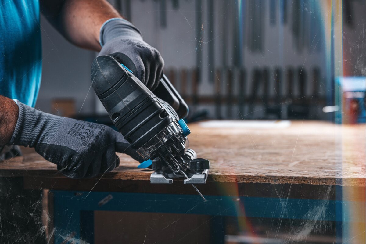 Hogert CORDLESS BRUSHLESS JIGSAW 18V