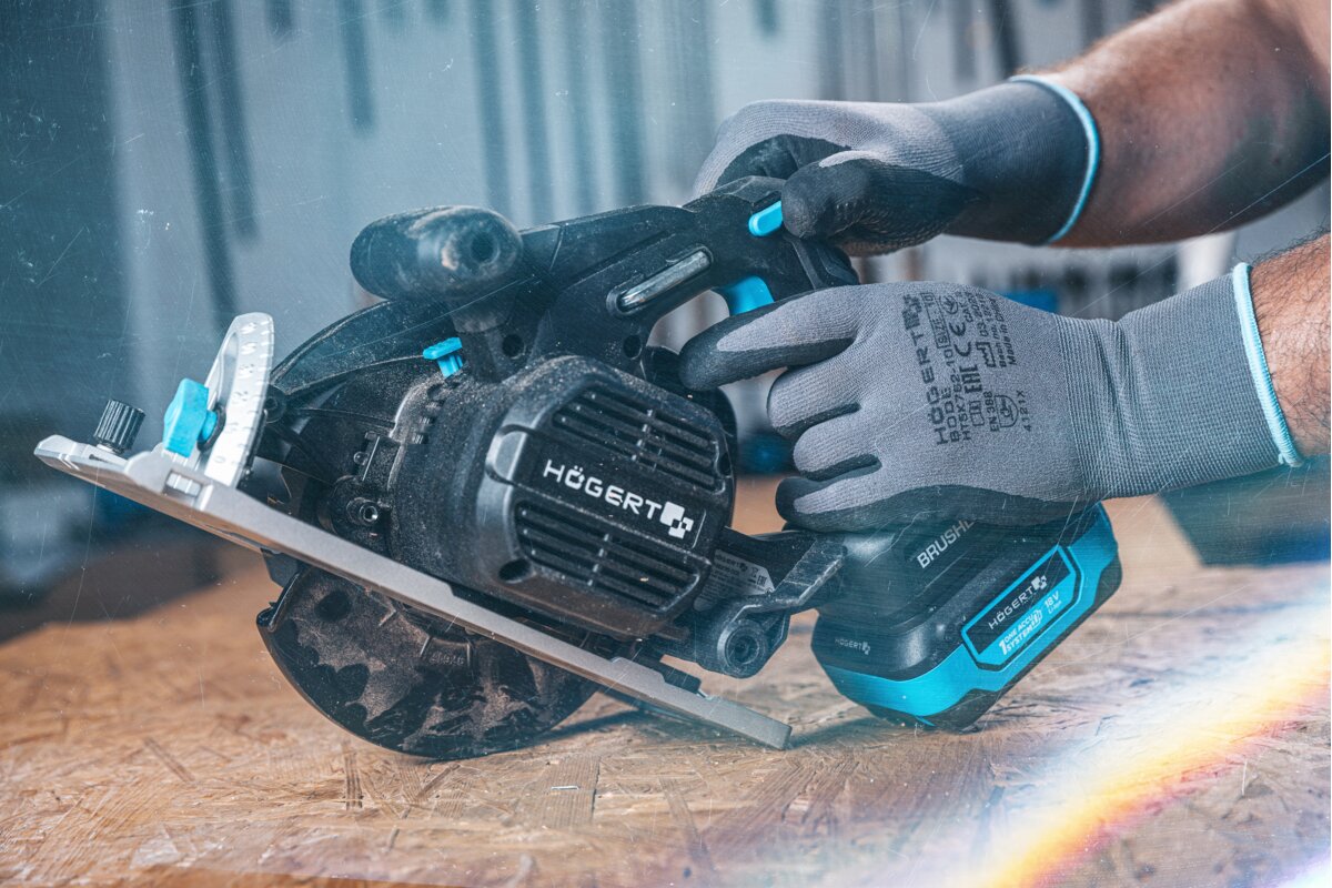 Hogert CORDLESS BRUSHLESS CIRCULAR SAW 18V