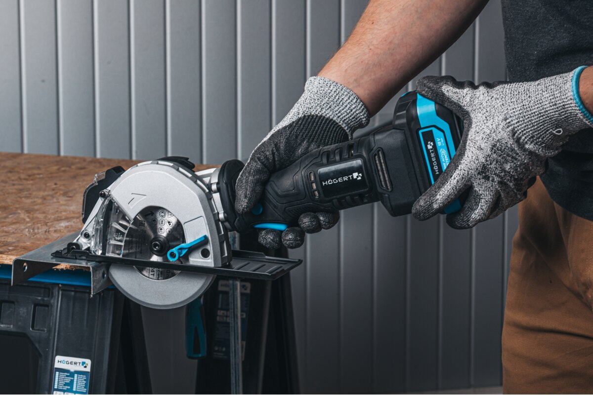 Brushless Mini Metal Saw 120mm 18V