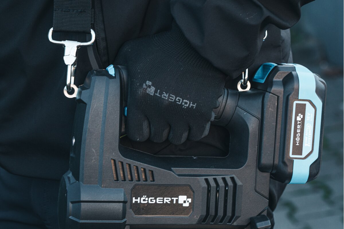 Hogert 18V cordless lubricator