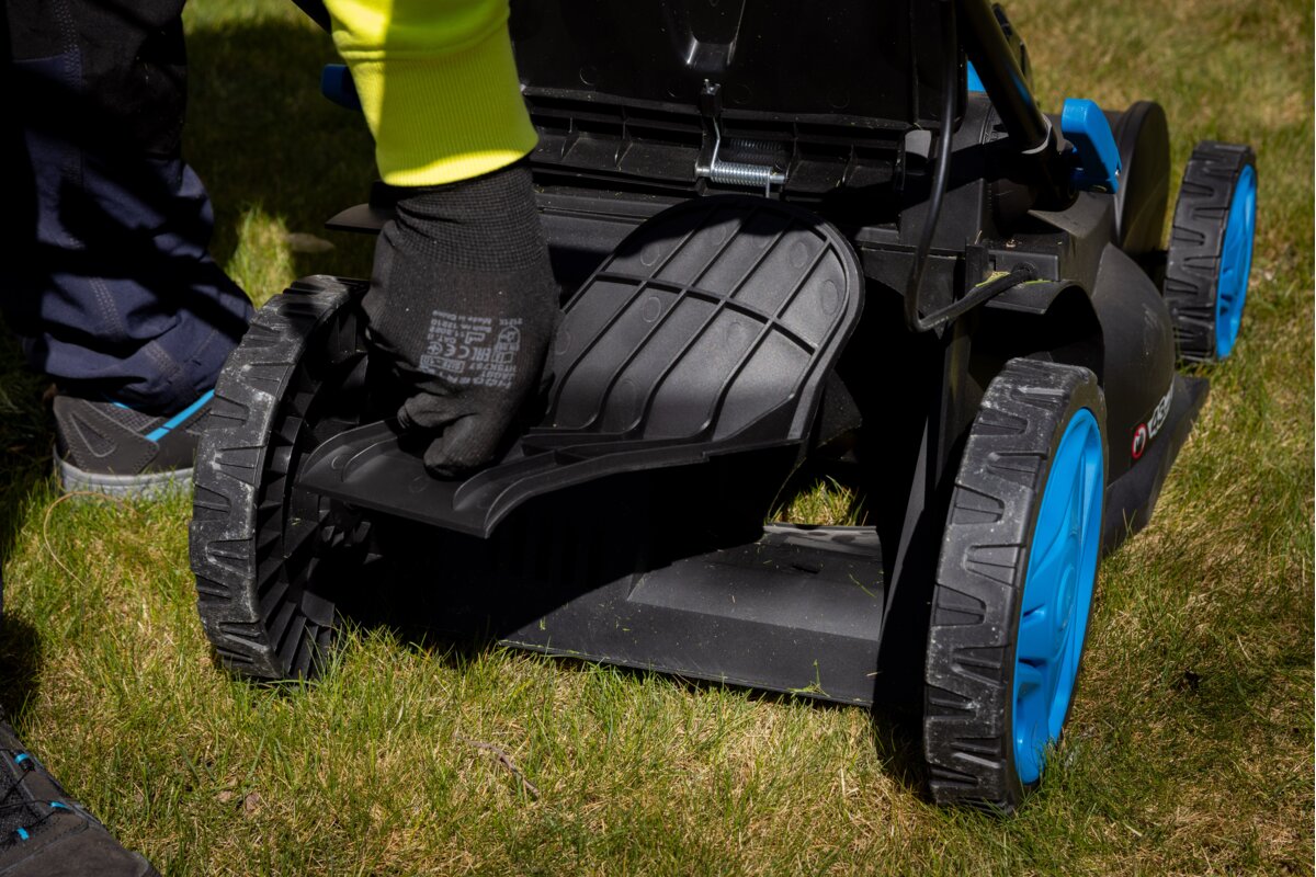 Hogert Brushless cordless lawnmower 43 cm 2x18V