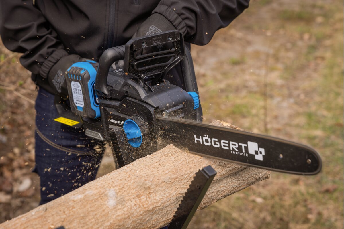 Hogert Brushless chainsaw 2x18V