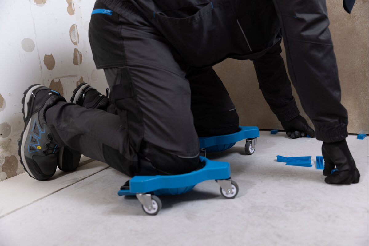 Hogert Knee pads with wheels