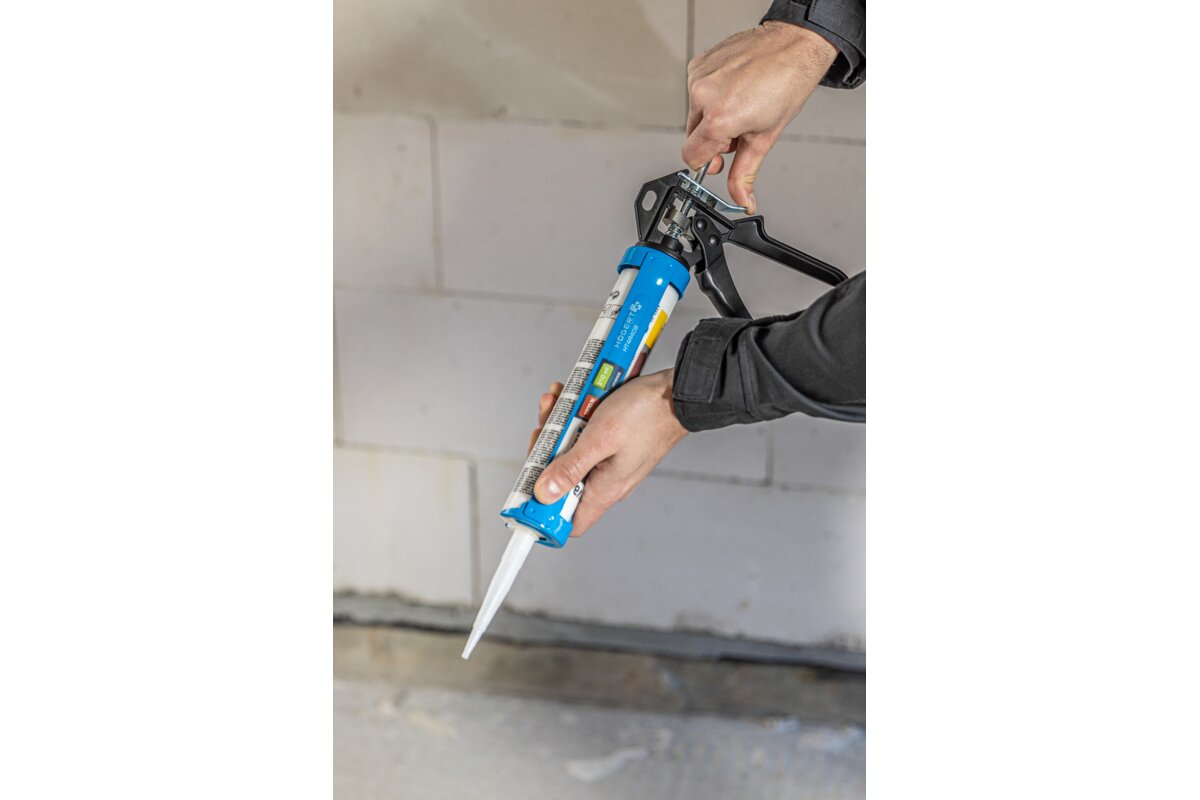 Hogert Caulking gun, steel and aluminum