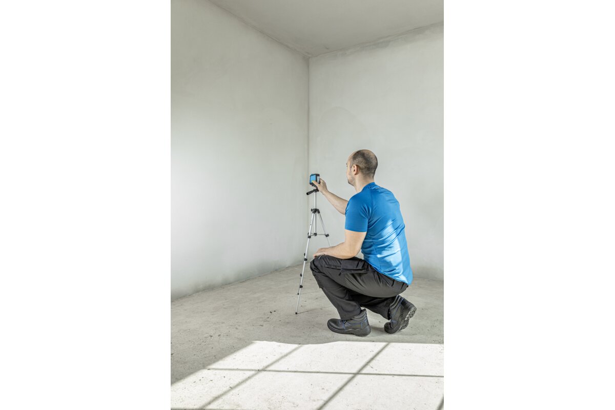 Red laser level