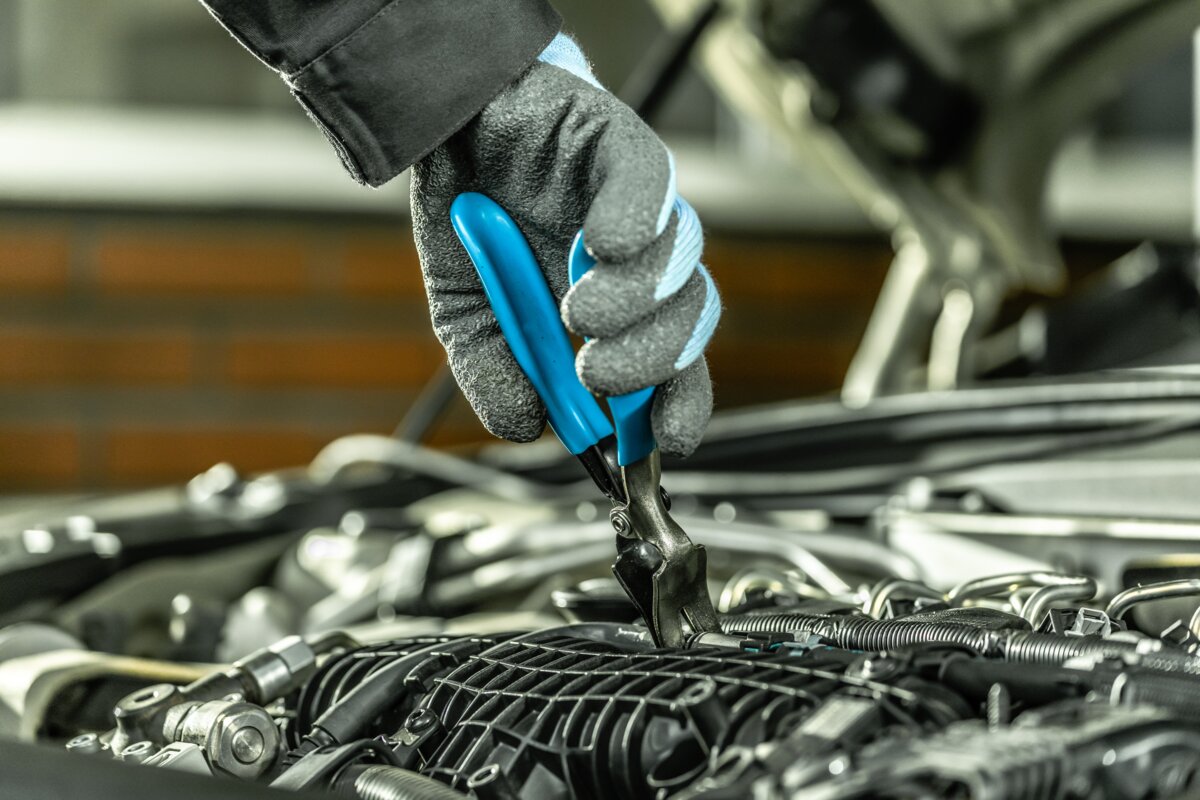Hogert Hose removing pliers