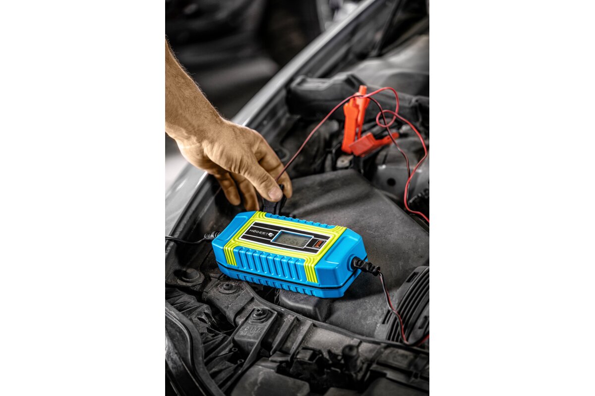 Hogert Electronic battery charger 6V/12V
