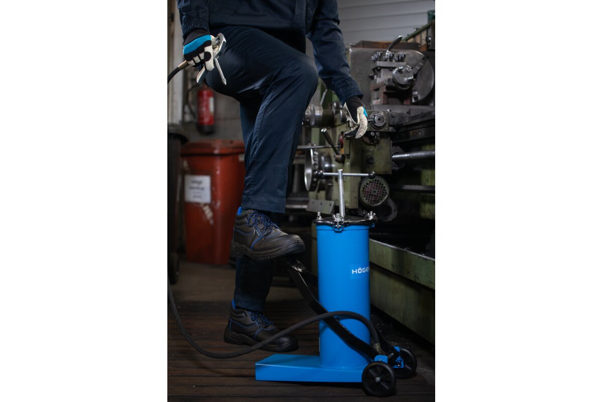 Hogert Foot grease gun 6L