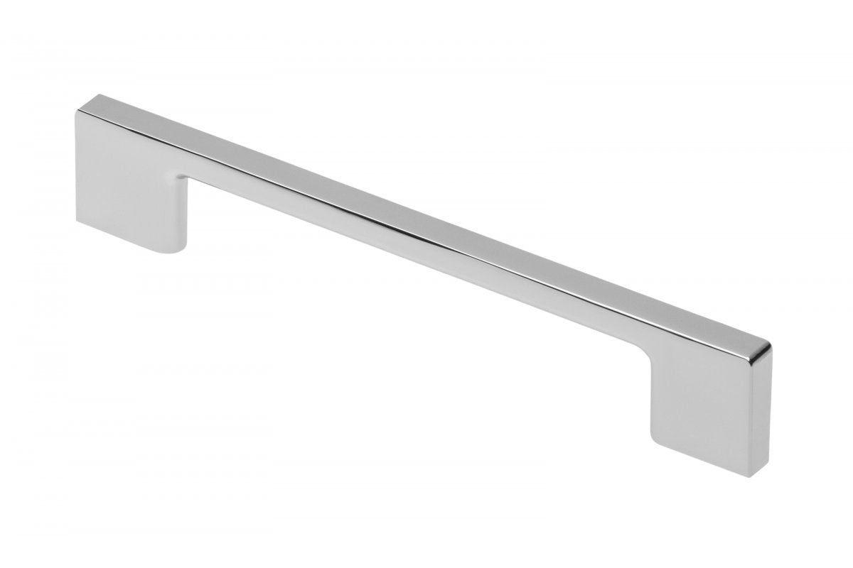 Zamak handle 819 C=128mm chrome