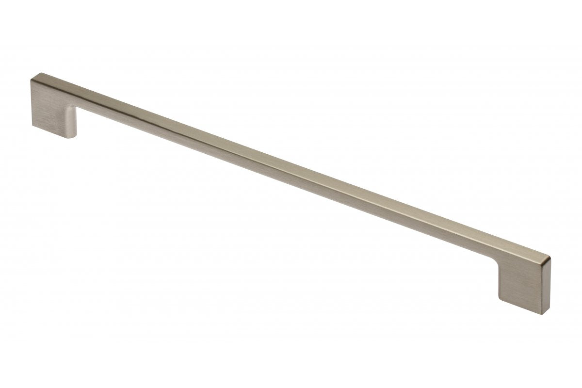 Zamak handle 819 C=256mm brushed steel