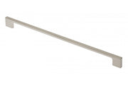 Zamak handle 819 C=320mm satin